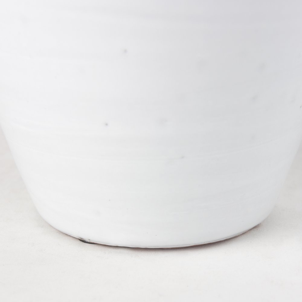 Basin Medium Off-White Glazed Vase. Picture 11