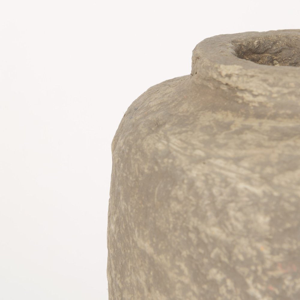 Bala Small Gray Paper Mache Vase. Picture 7