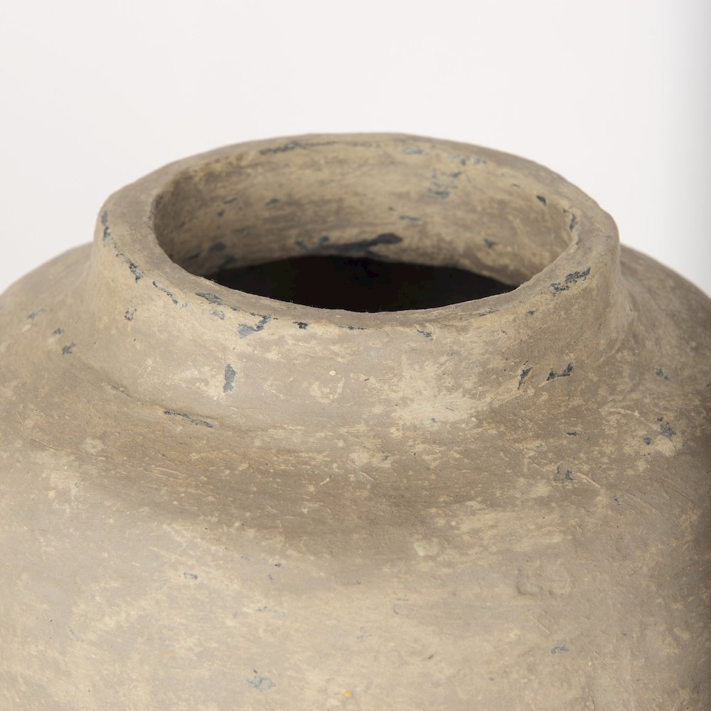 Bala Large Gray Paper Mache Vase. Picture 5