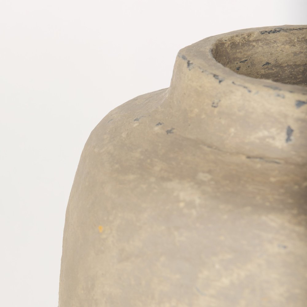 Bala Large Gray Paper Mache Vase. Picture 7