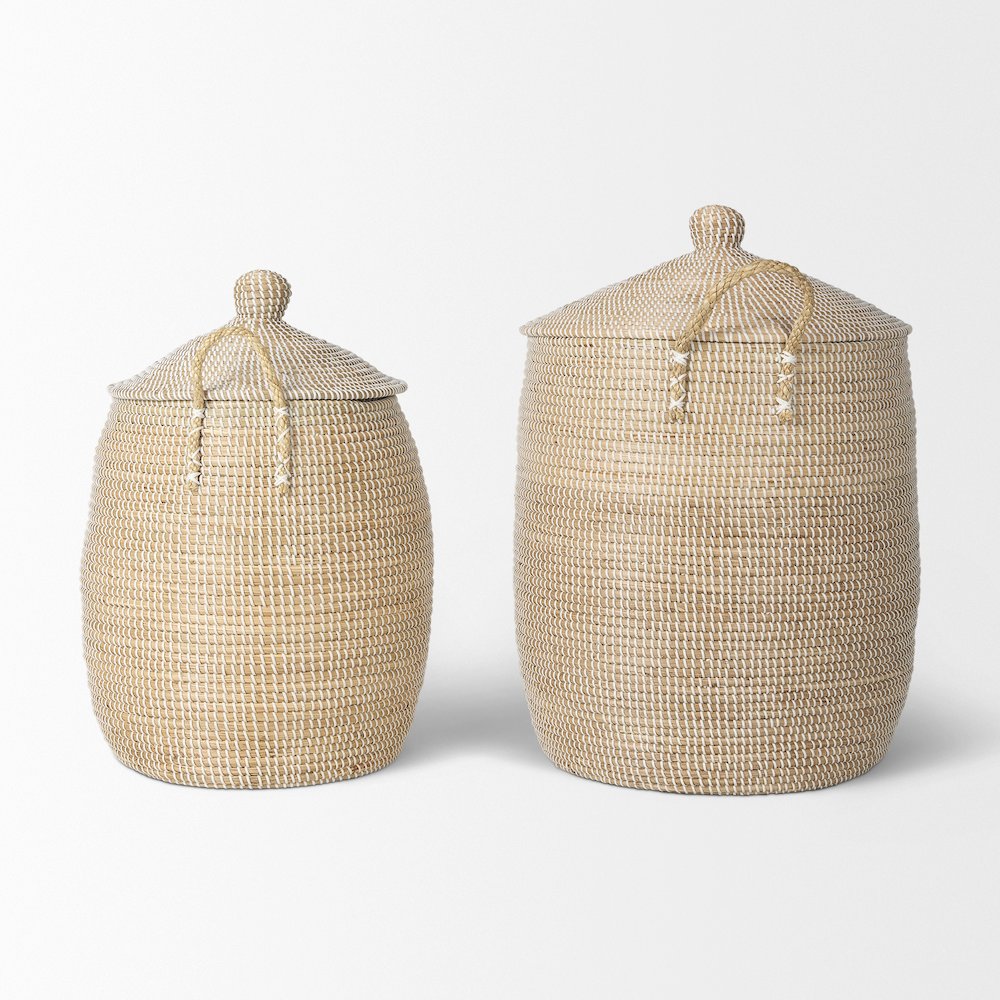 Set Of 2 Seagrass Floor Baskets Lids And Handles. Picture 7