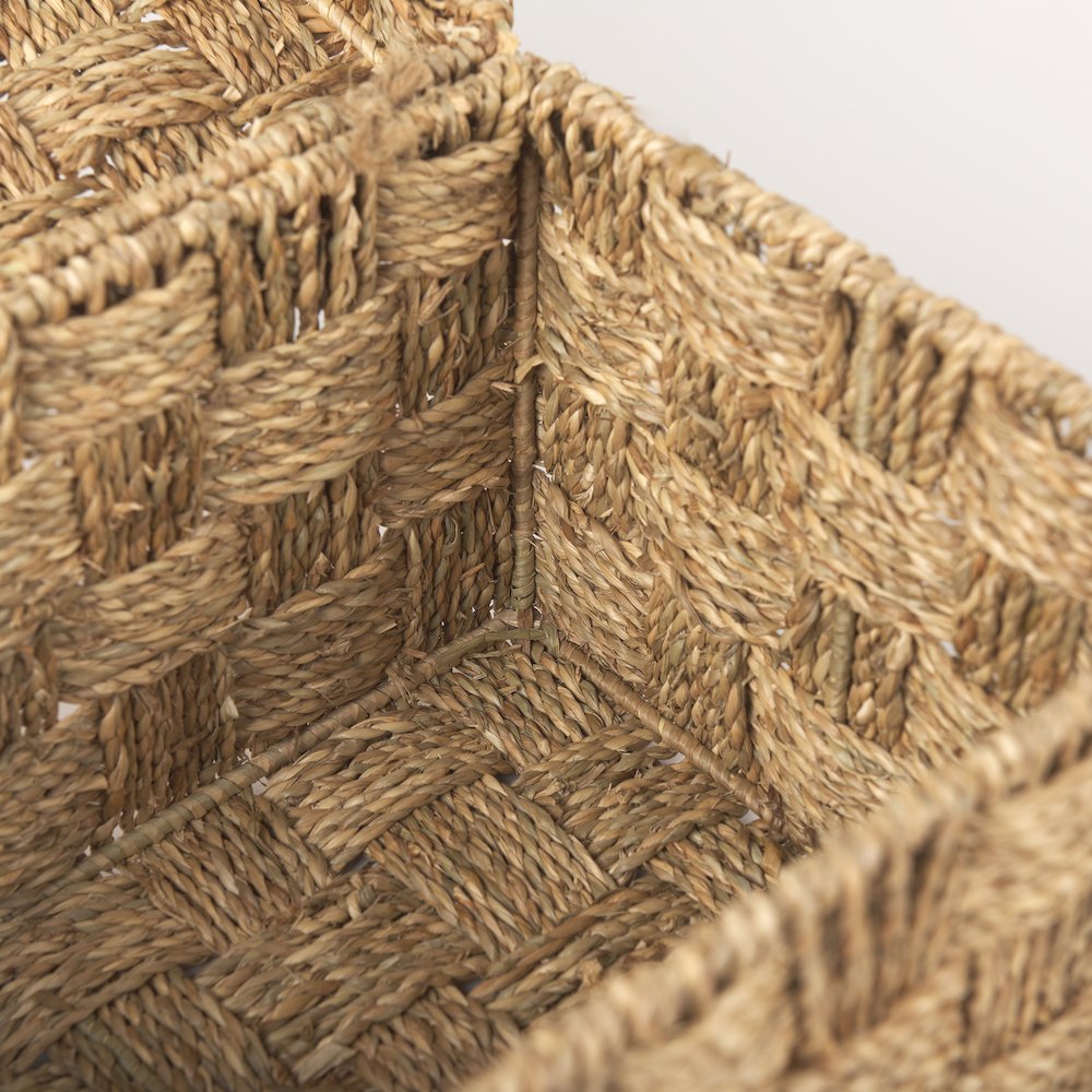 Set Of 2 Seagrass Boxes With Lids. Picture 3