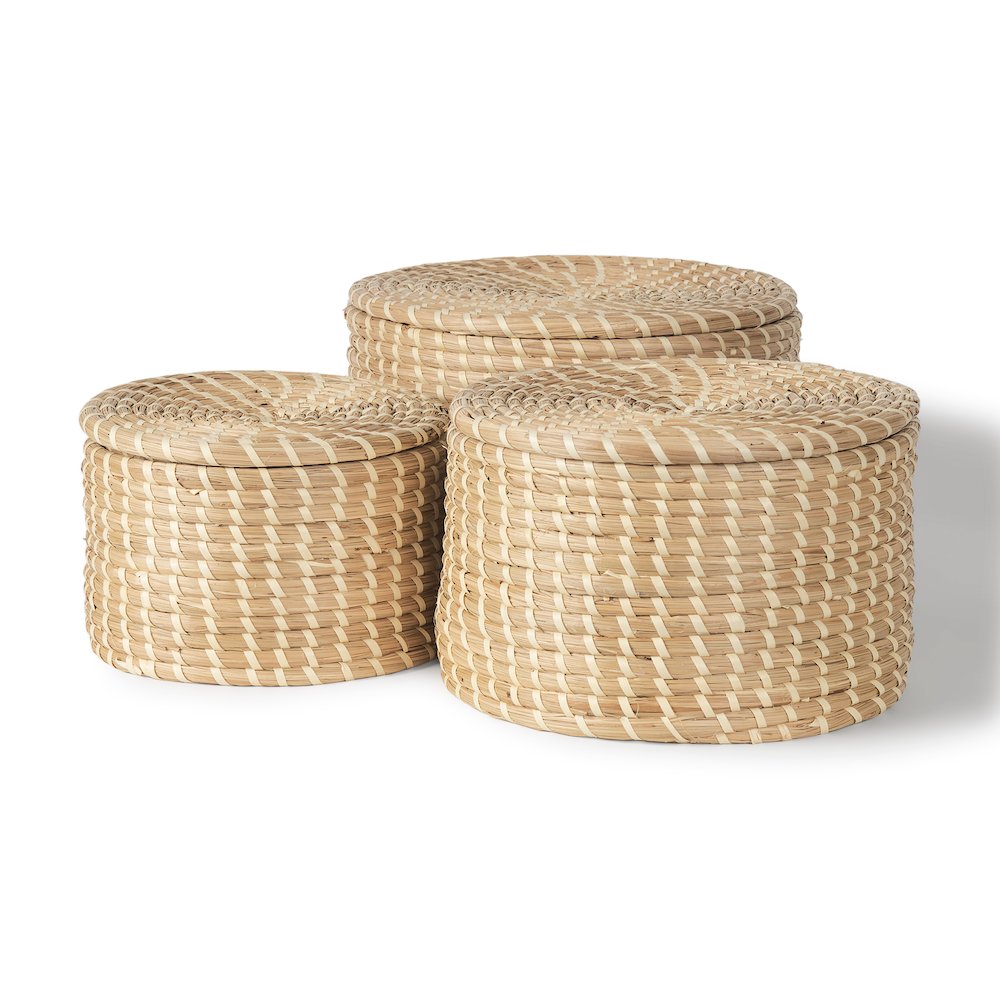 Set Of 3 Nesting Seagrass & Palm Leaf Boxes With Lids. Picture 1