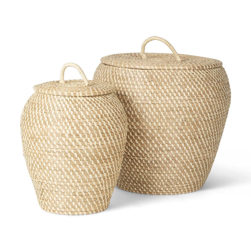 Set Of 2 Seagrass Floor Baskets Flat Handled Lid. Picture 1