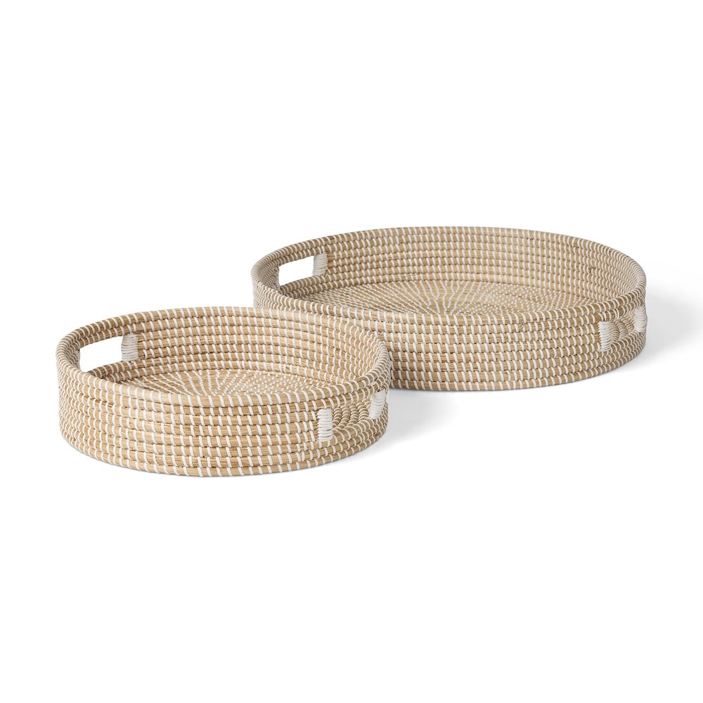 Kalama Set of 2 Large Round Seagrass Trays Handles. Picture 1