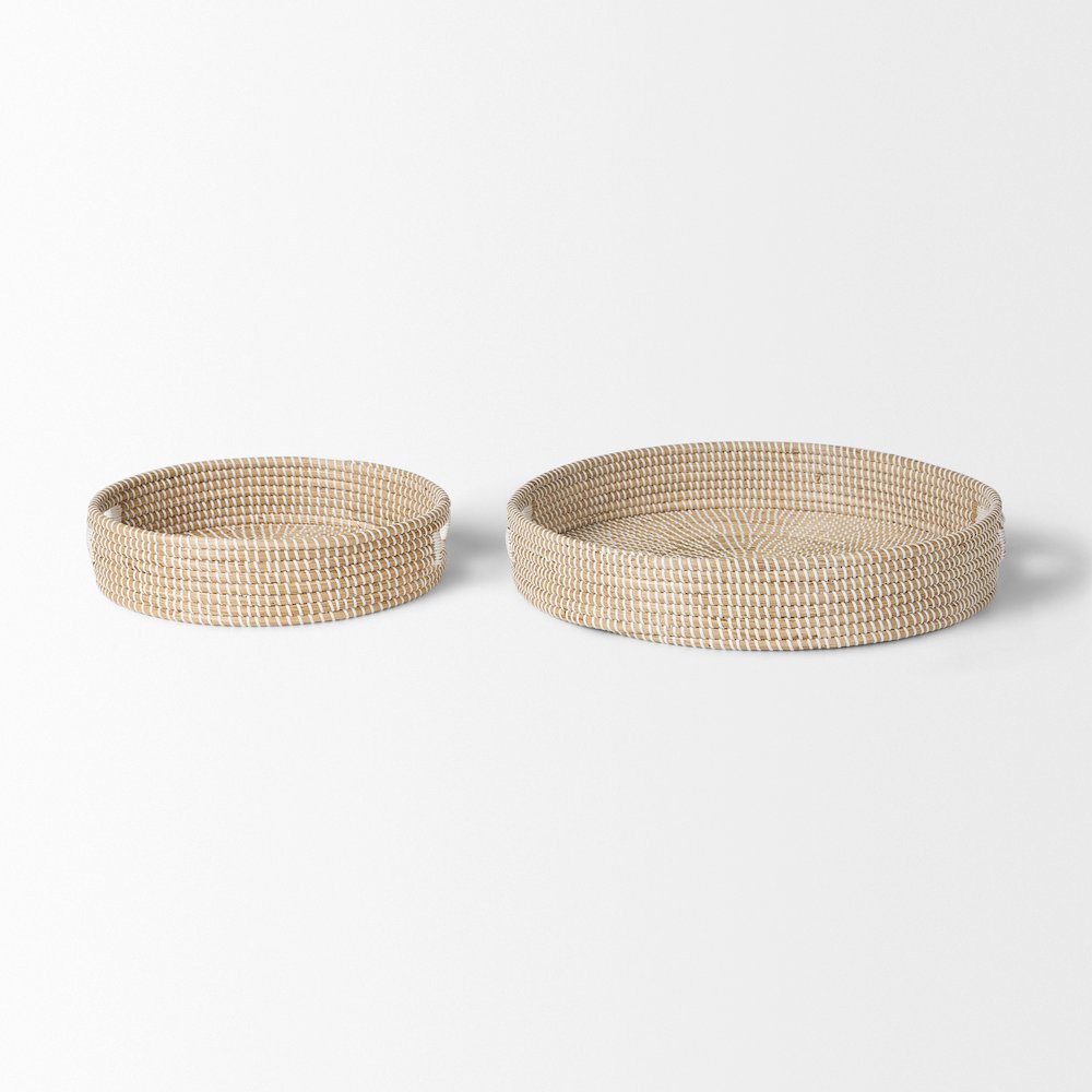 Kalama Set of 2 Large Round Seagrass Trays Handles. Picture 2