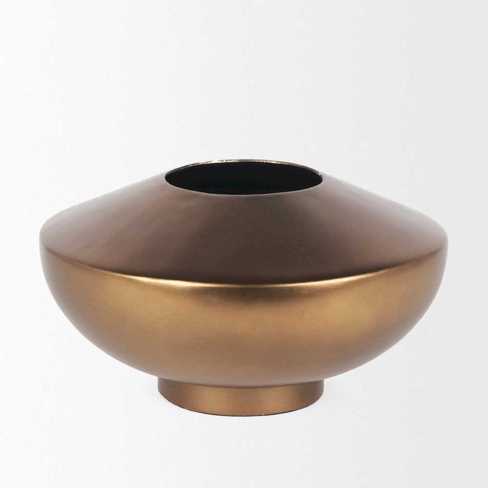 Quiana Large Gold Metal Vase. Picture 4