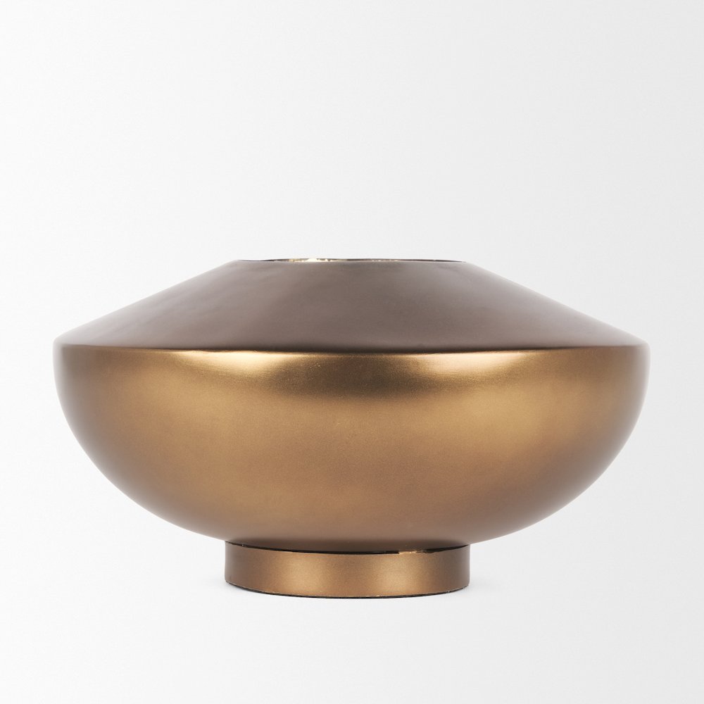 Quiana Large Gold Metal Vase. Picture 5