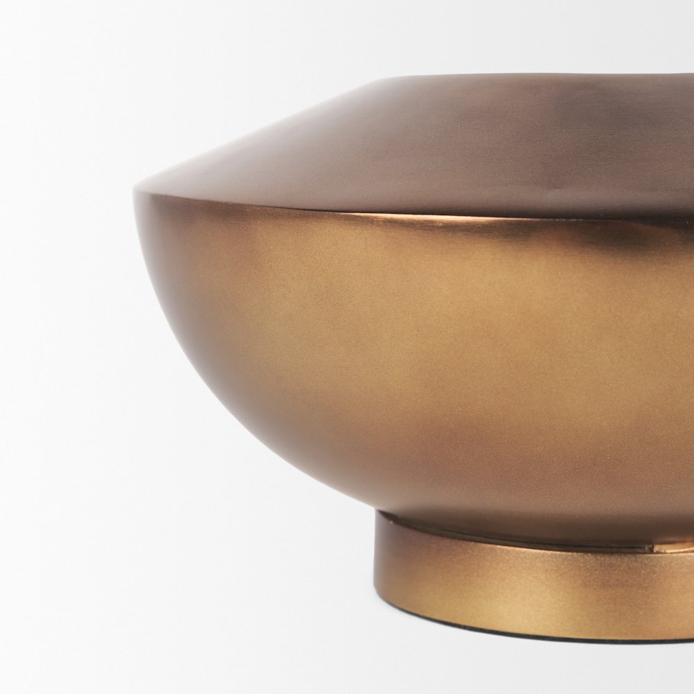 Quiana Medium Textured Gold Metal Vase. Picture 10