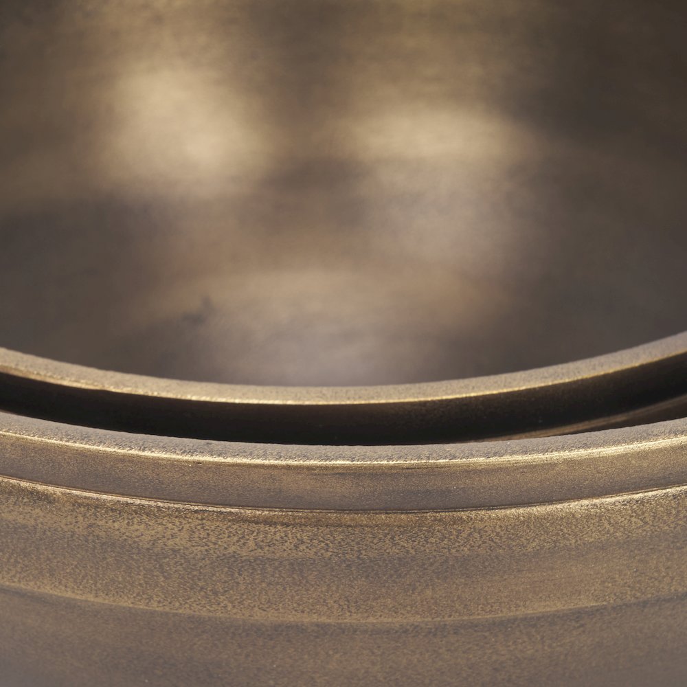 Decorative Brass Finished Cast Aluminum Round Bowls. Picture 7