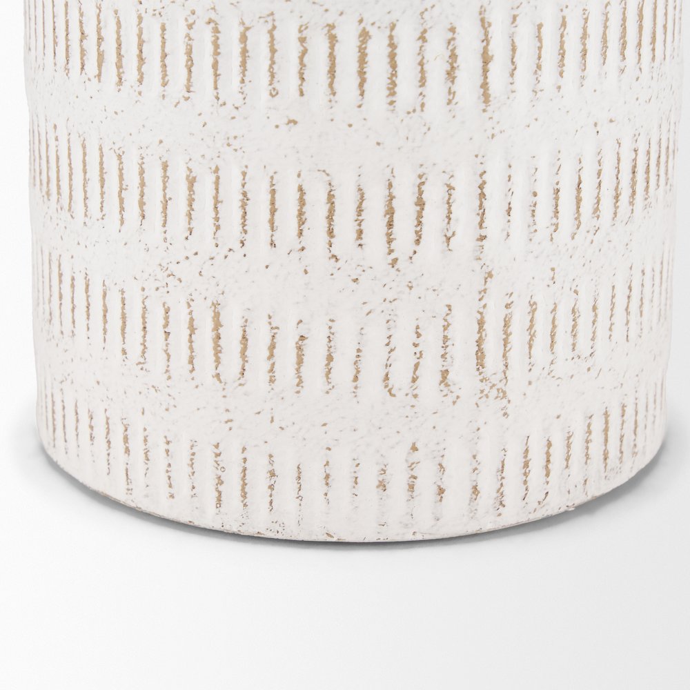 Tisha Large White Terracotta Distressing Metal Vase. Picture 9