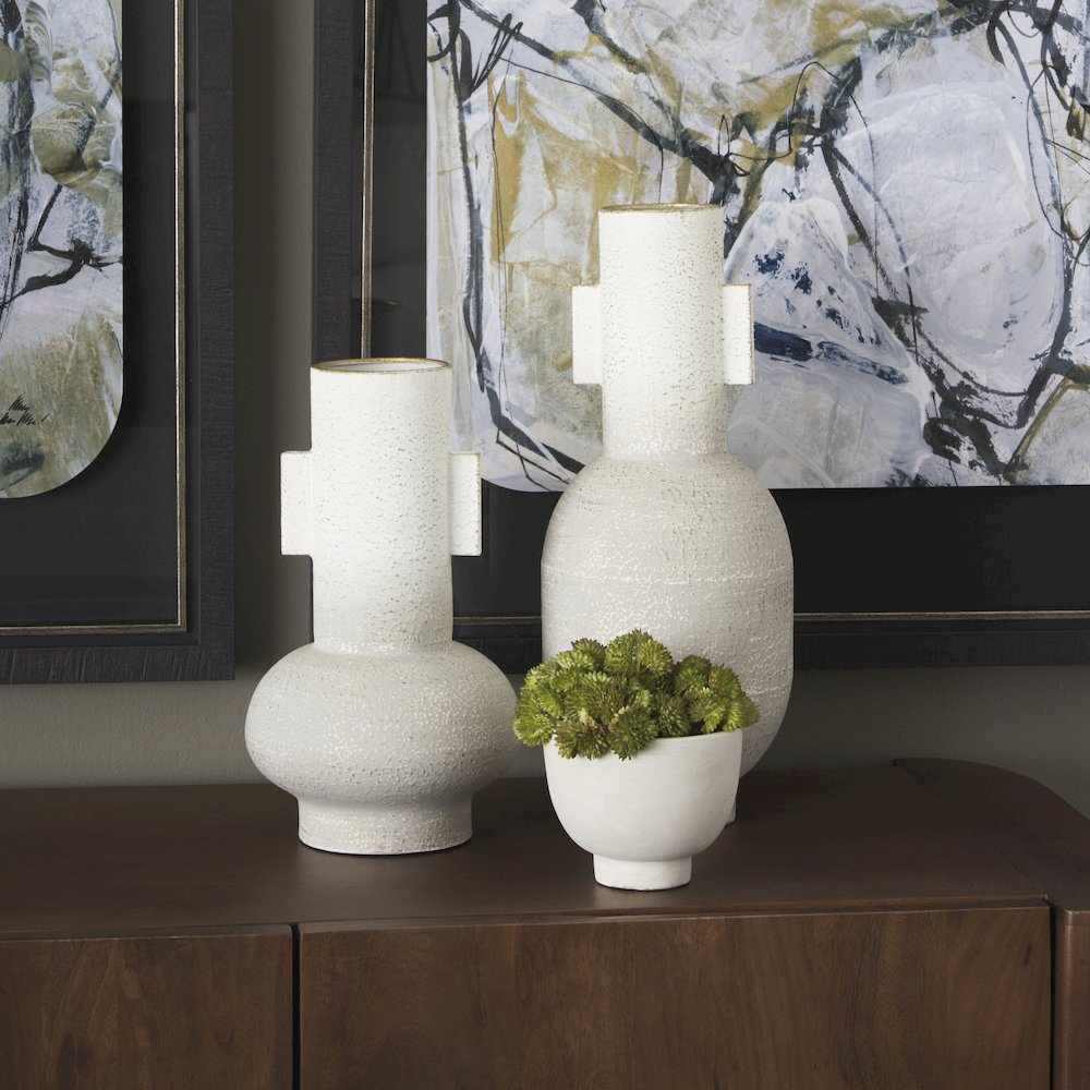 Torres Small Textured Off White Gold Metal Vase. Picture 2