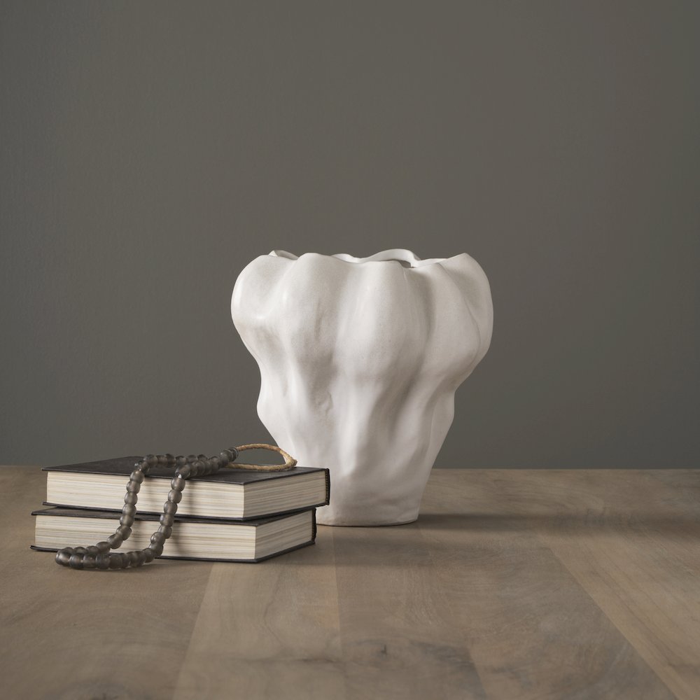 Vanna Sculptural Cream Glazed Ceramic Vase. Picture 2