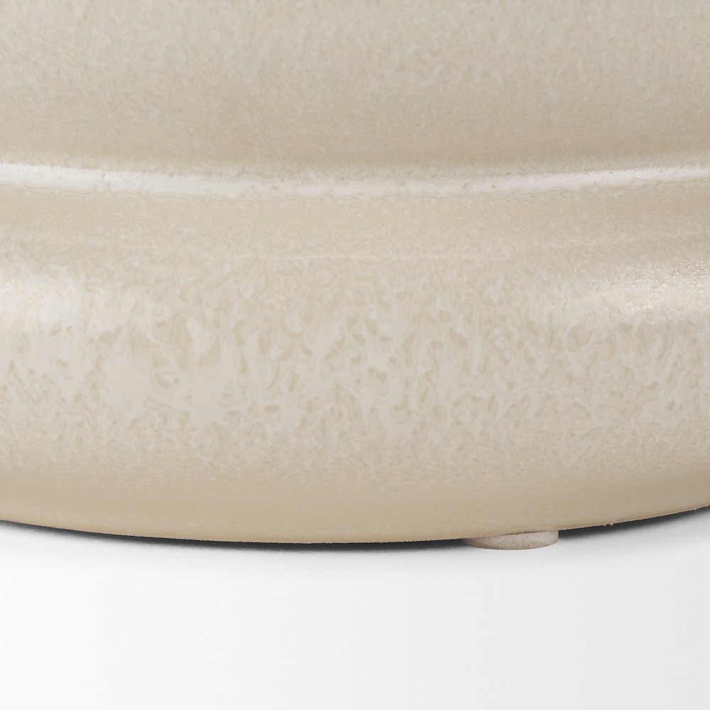 Twyla Short Cream Glazed Ring Pot. Picture 8