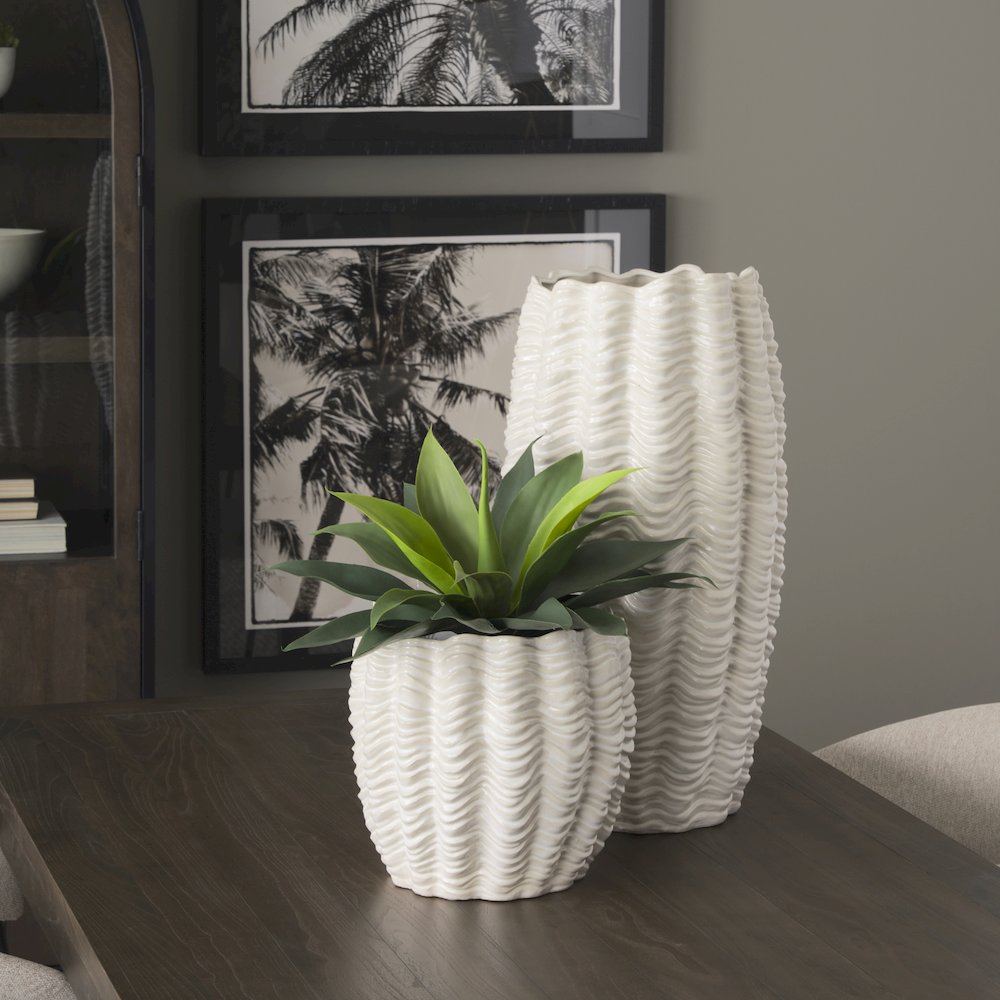 Velia Short Seashell Sculptural Cream Glazed Ceramic Vase. Picture 3