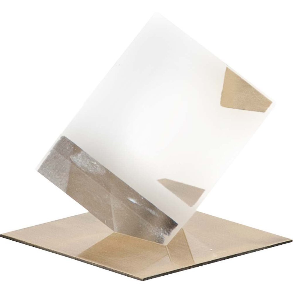 Lareina I Small 4L x 4W Clear Glass Cube. Picture 1