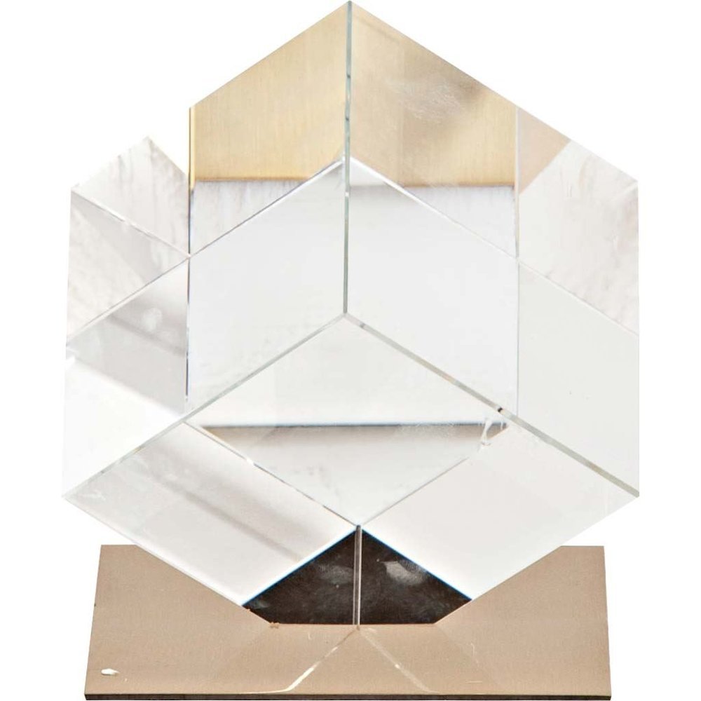 Lareina II Large 5L x 5W Clear Glass Cube. Picture 1