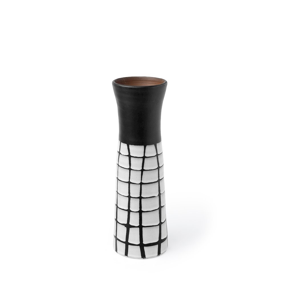 Luanda Large Black/White Large Ceramic Vase. Picture 1