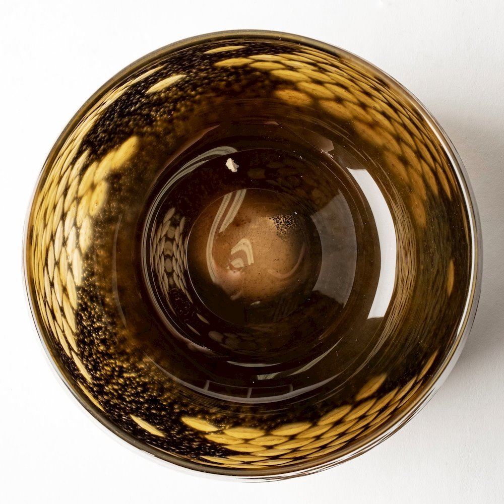 Mojave Small Black and Gold Detail Glass Vase. Picture 4