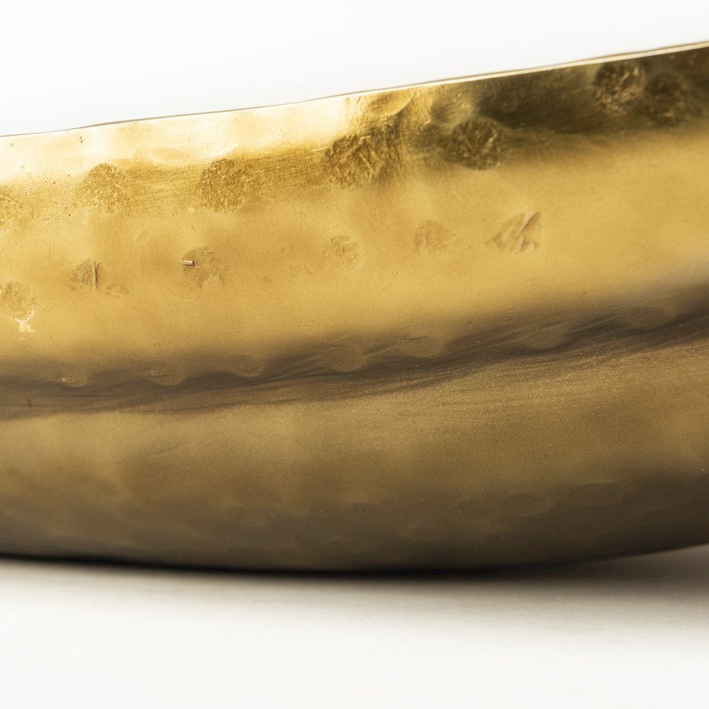 Karmen (Set of 2) Gold Hammered Oversized Bowls. Picture 5