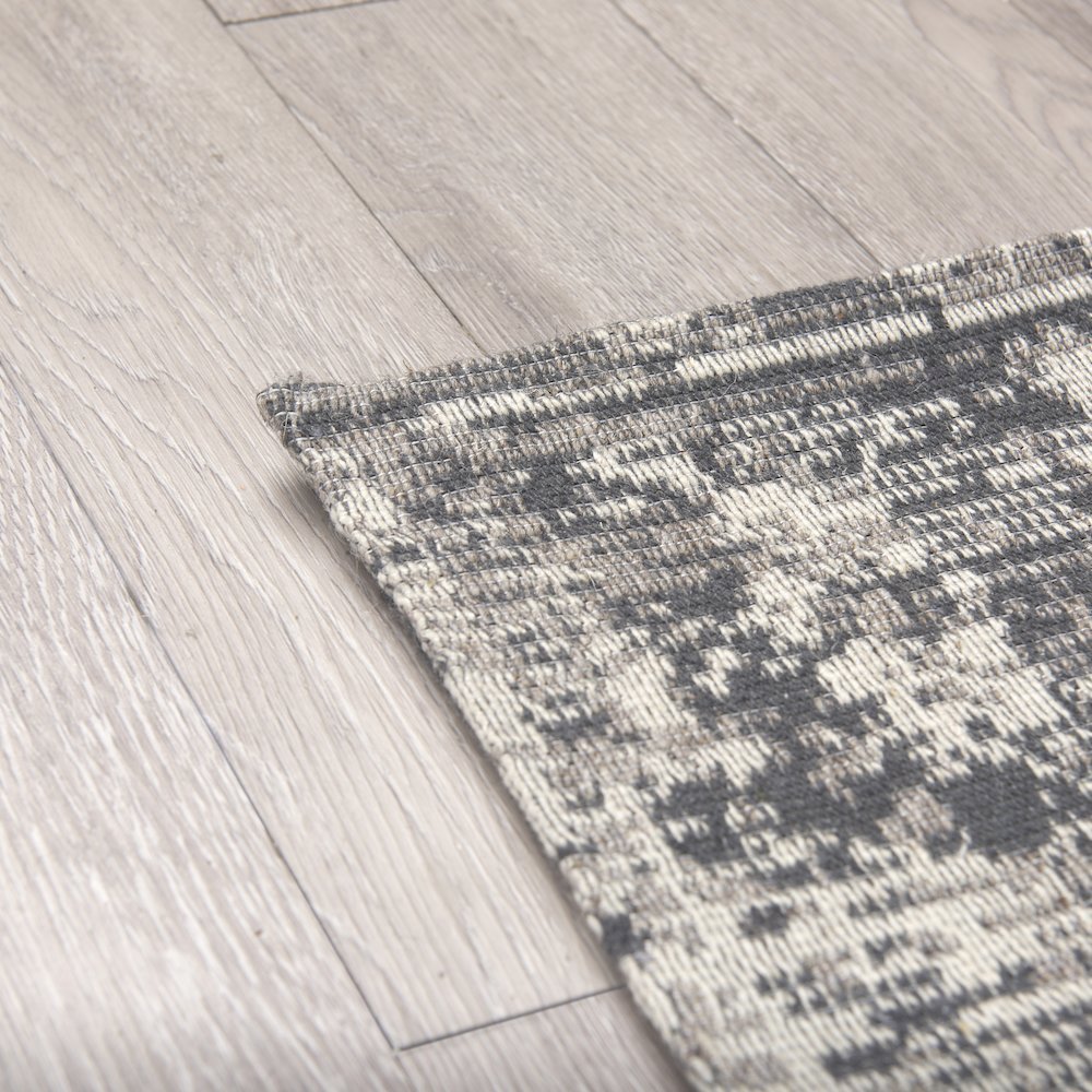 Greyson 96.0L x 60.0W x 0.4H Gray Area Rug. Picture 4