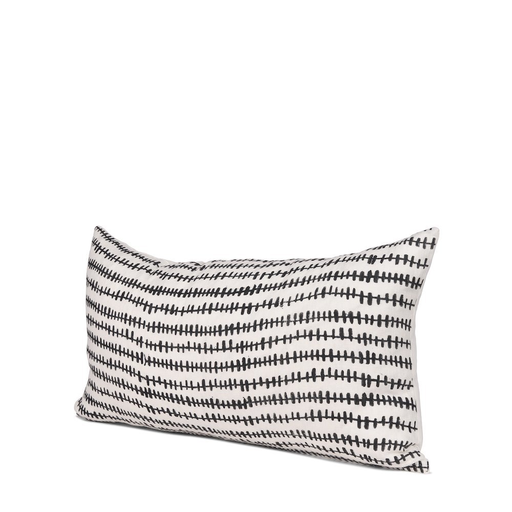 Jenna Cream w/ Black Print Linen Lumbar Decorative Pillow Cover. Picture 1