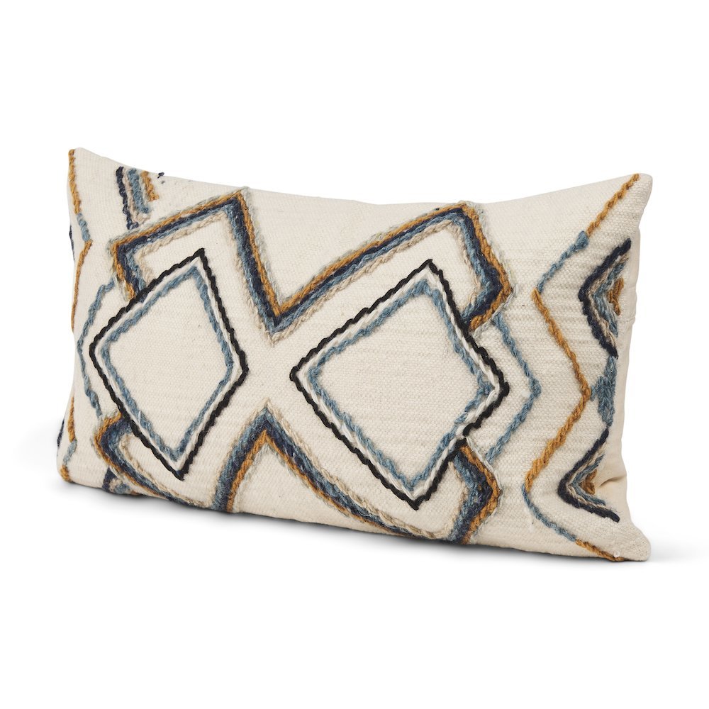 Kitt Lumbar Pillow Cover. Picture 1