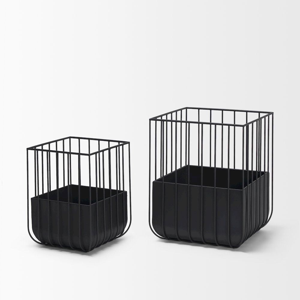 Verna Matte Black Wire Cage Metal Planters (Set of 2). Picture 2