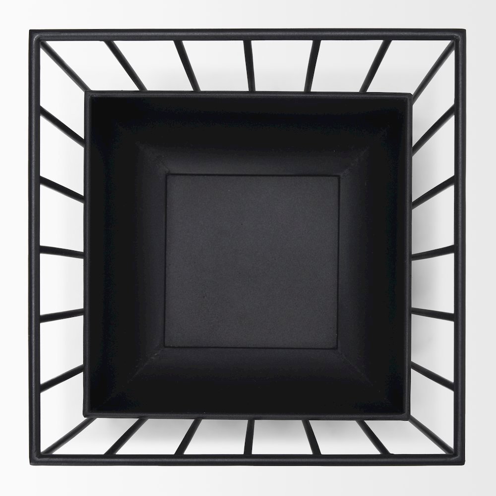 Verna Matte Black Wire Cage Metal Planters (Set of 2). Picture 4