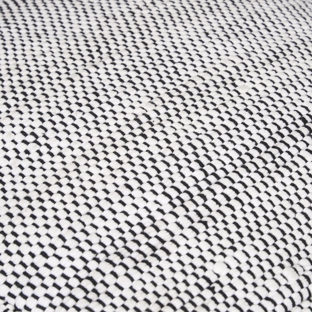 Samiya Jute w/ White Cotton Pouf. Picture 4