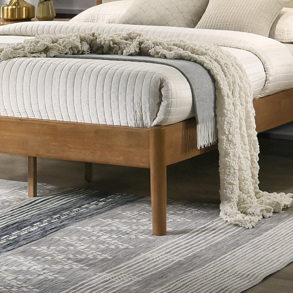 Vichy Rubberwood Platform Bed in Light Walnut, Queen. Picture 5