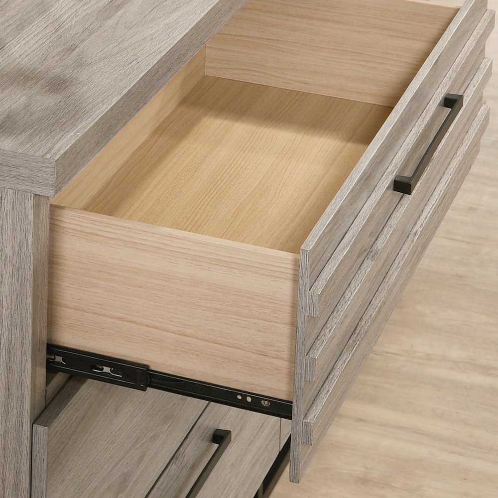 Alvear Contemporary 4-Drawer Chest, Weathered Gray. Picture 3