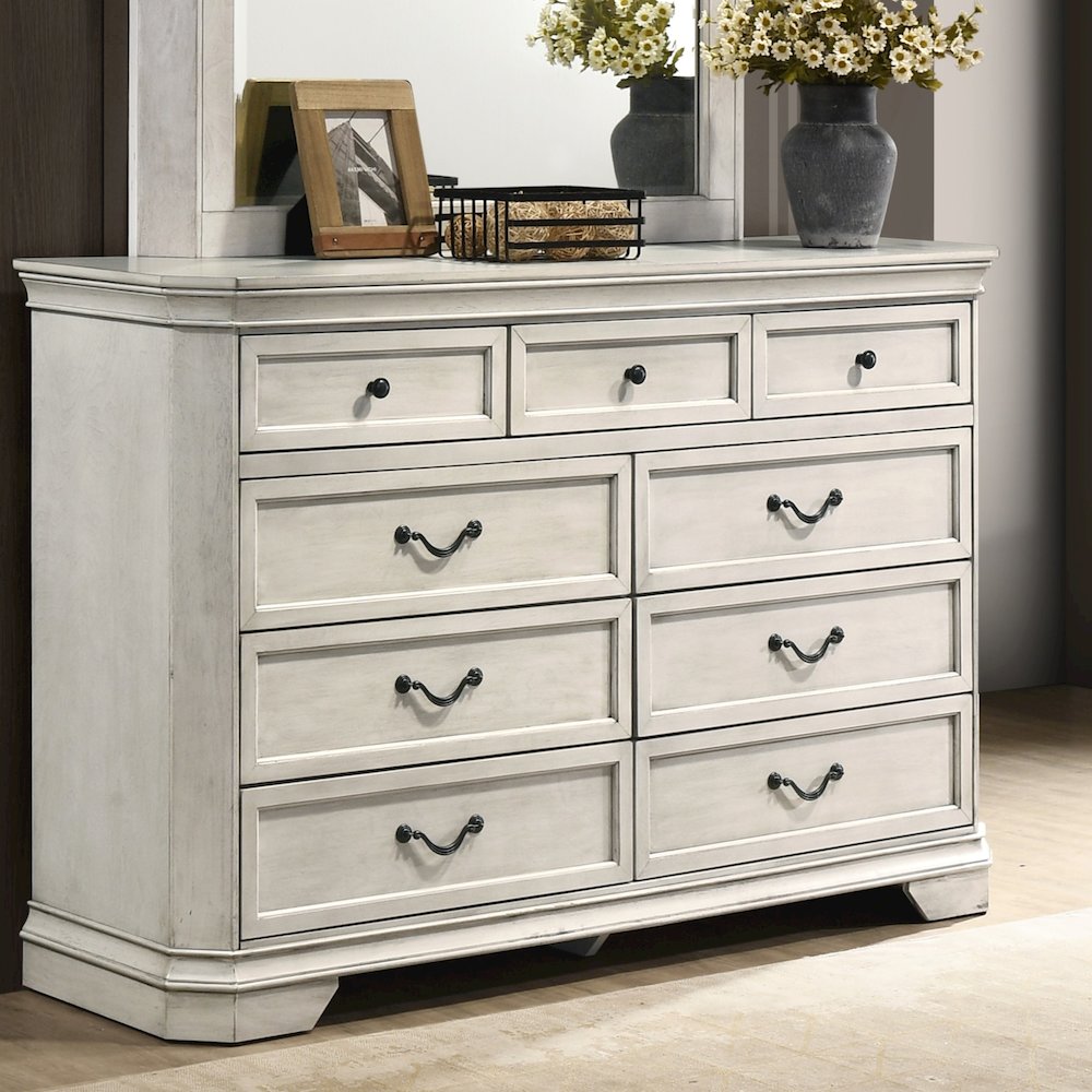 Maderne Wood 7-Drawer Dresser, Antique White Finish. Picture 5