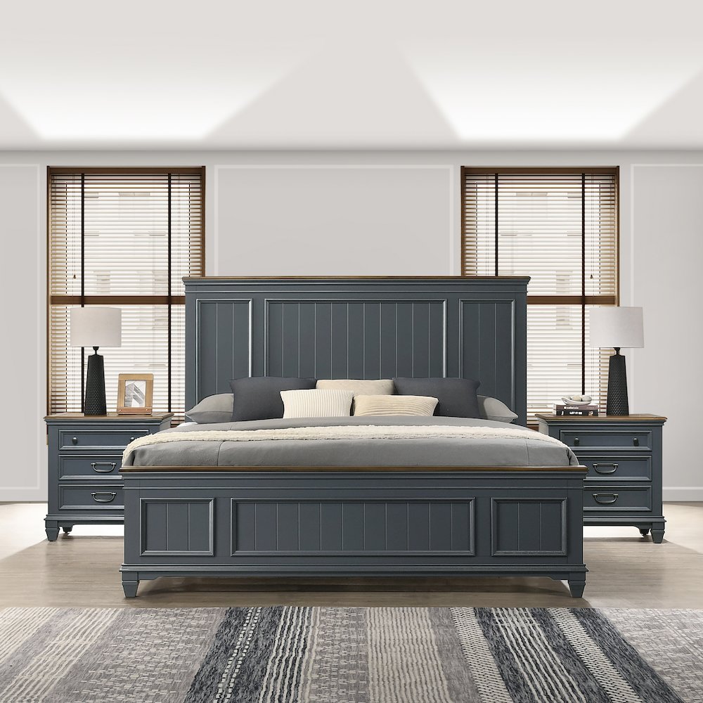 Clelane Wood Bedroom Set Panel King Bed and 2 Nightstands. Picture 2