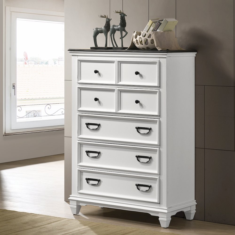 Clelane Wood Bedroom Set Panel Queen Bed, Dresser, Mirror, 2 Nightstands, Chest. Picture 8
