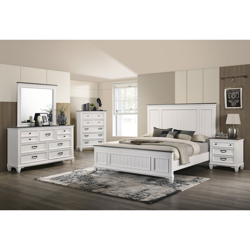 Clelane Wood Bedroom Set Panel King Bed, Dresser, Mirror, Nightstand, Chest. Picture 2
