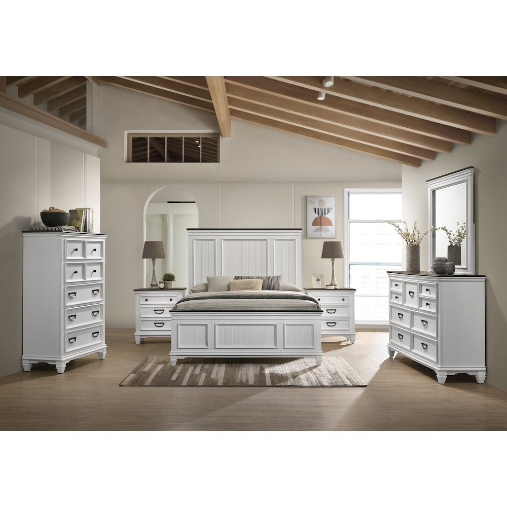 Clelane Wood Bedroom Set Panel Queen Bed, Dresser, Mirror, 2 Nightstands, Chest. Picture 2