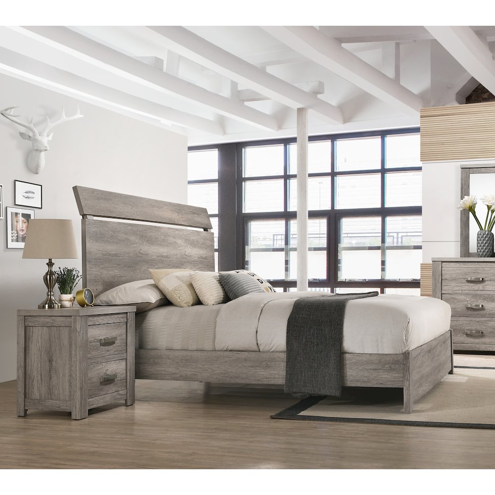 Floren Weathered Gray Wood 3-Piece Bedroom Set, Queen Bed with 2 Nightstands. Picture 4