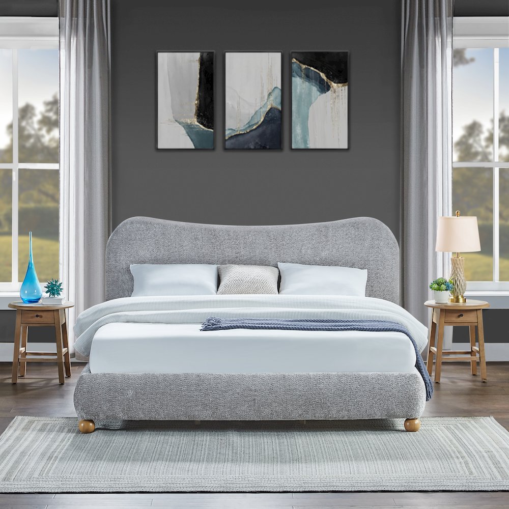 Lunara Gray Upholstered Platform Bed with Bun Feet, Queen. Picture 2