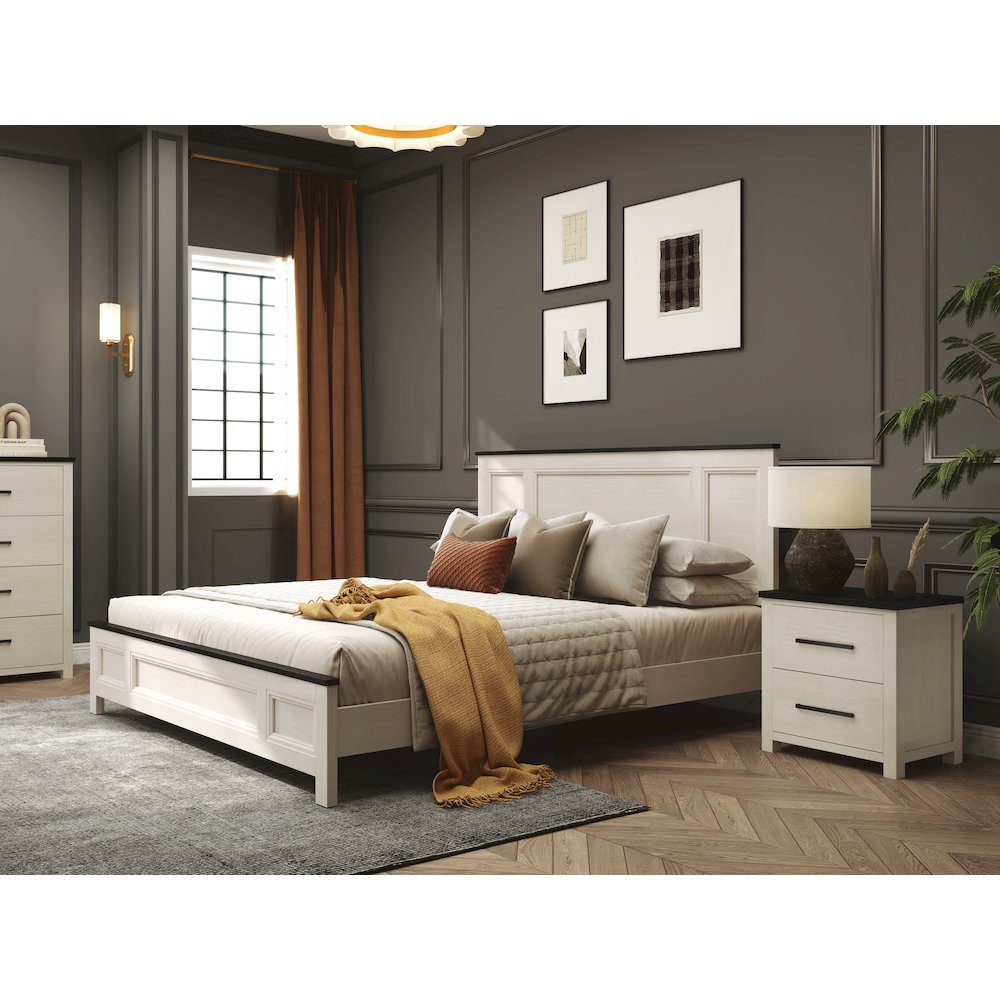 Realynn 5-Pc Bedroom Set, King Panel Bed, Dresser, Mirror, Chest, Nightstand. Picture 3
