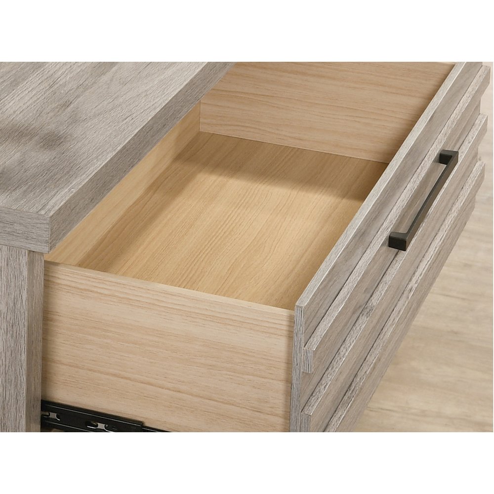 3-Piece Wood Bedroom Set, Queen Panel Bed and Two Nightstands, Weathered Gray. Picture 11