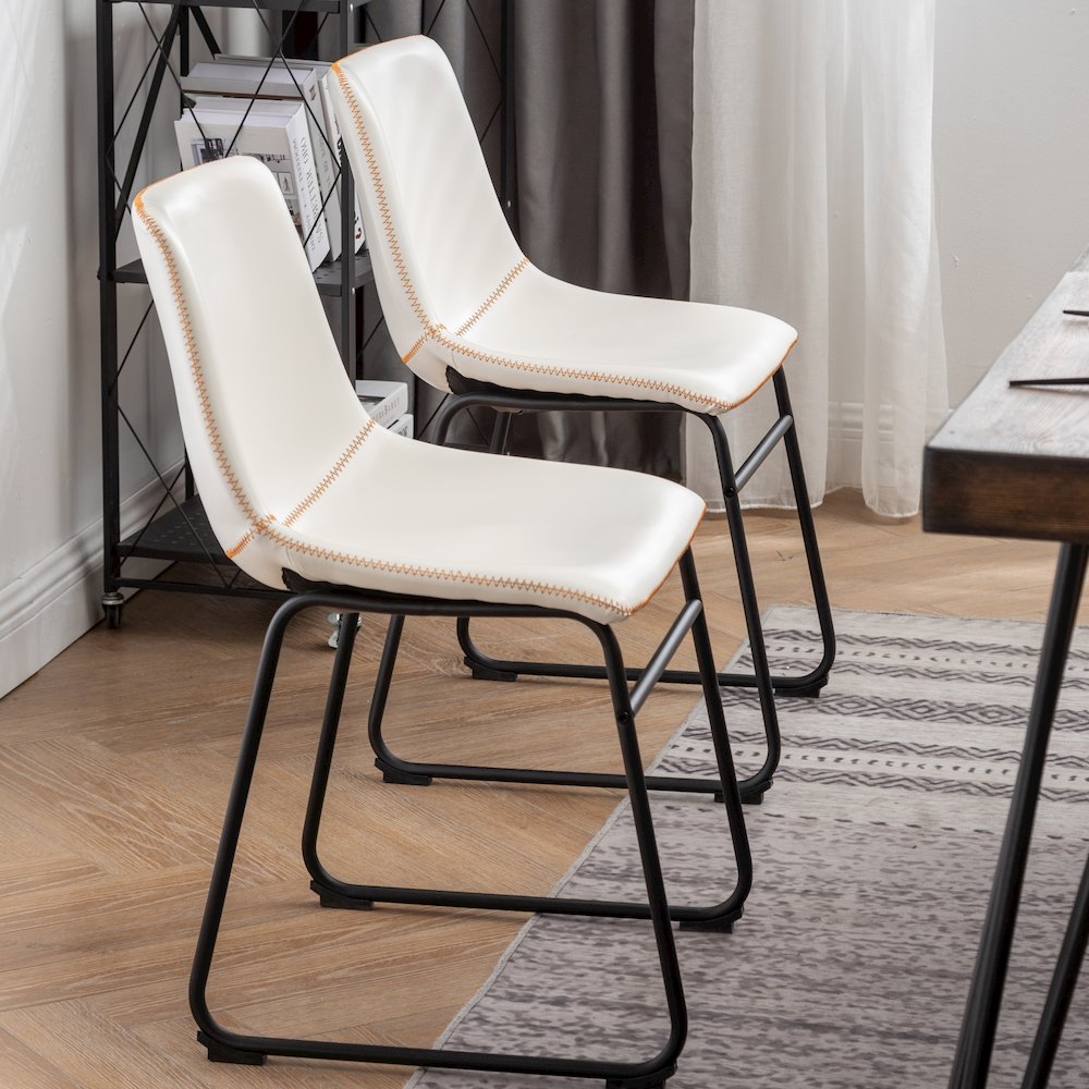 Aryven 7-Pc Dining Set with Rustic Dark Pine Table and 6 Chairs in Antique White. Picture 6
