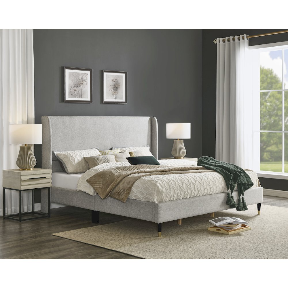 Arles Upholstered Bedroom Set, Wingback Platform Bed with 2Nightstands, King. Picture 4