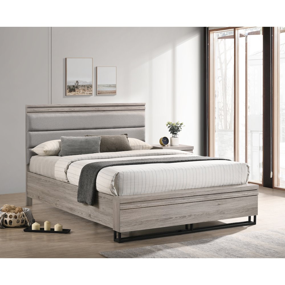 Alvear Upholstered Wood Panel Bed, Weathered Gray, Queen. Picture 2