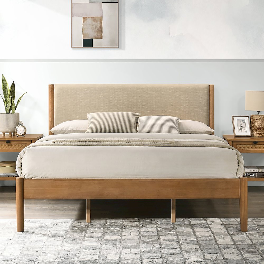 Vichy Rubberwood Platform Bed in Light Walnut, King. Picture 2