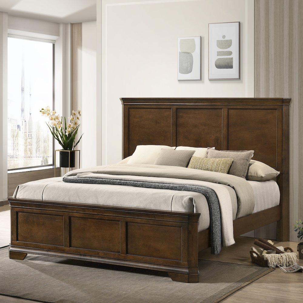 Maderne Traditional Wood Panel Bed, Queen, Antique Walnut Finish. Picture 2
