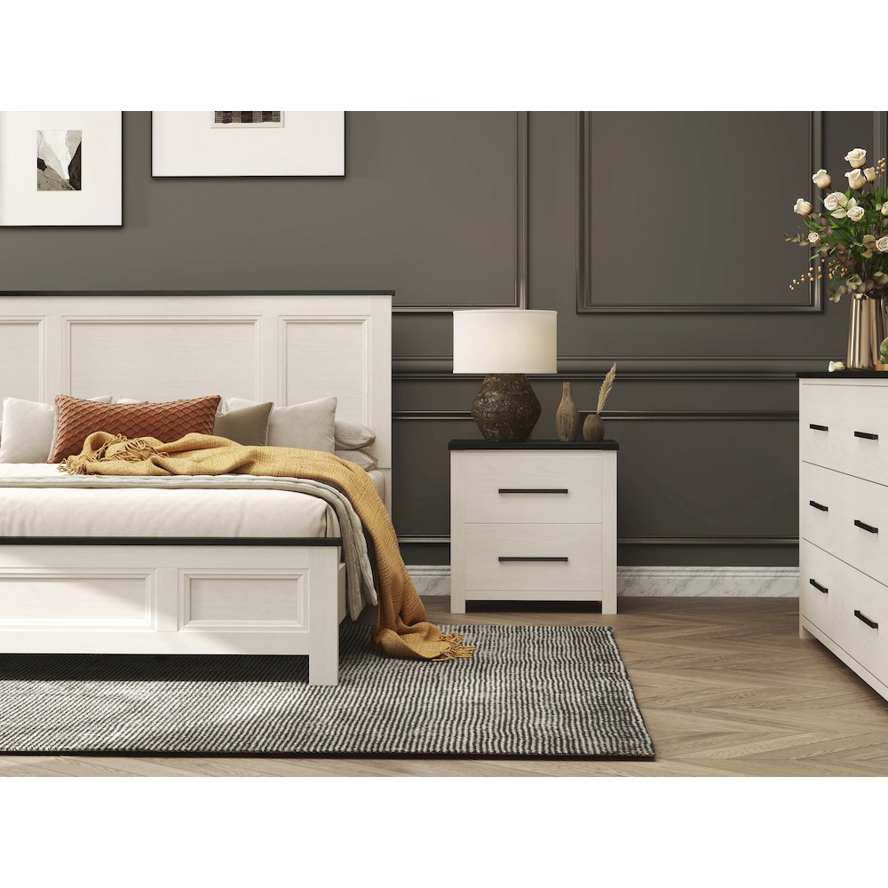 Realynn 5-PC Wood Bedroom Set, Queen Size, Off-White Finish. Picture 5