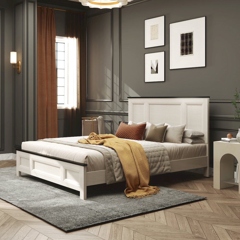 Realynn Panel Bed, Off-White Finish, Queen. Picture 3