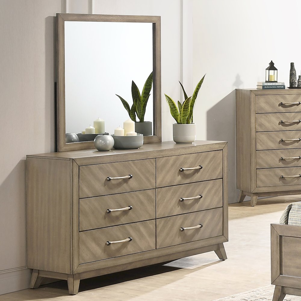 Wood Bedroom Set: Queen Bed, Dresser, Mirror, Nightstand in Weathered Sand. Picture 4