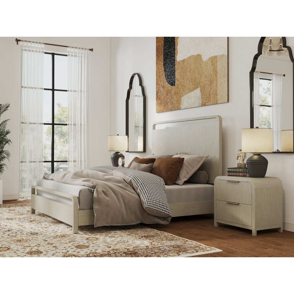 Tavari 3-PC Bedroom Set with Panel Bed and Two Nightstands in Light Gray, Queen. Picture 3